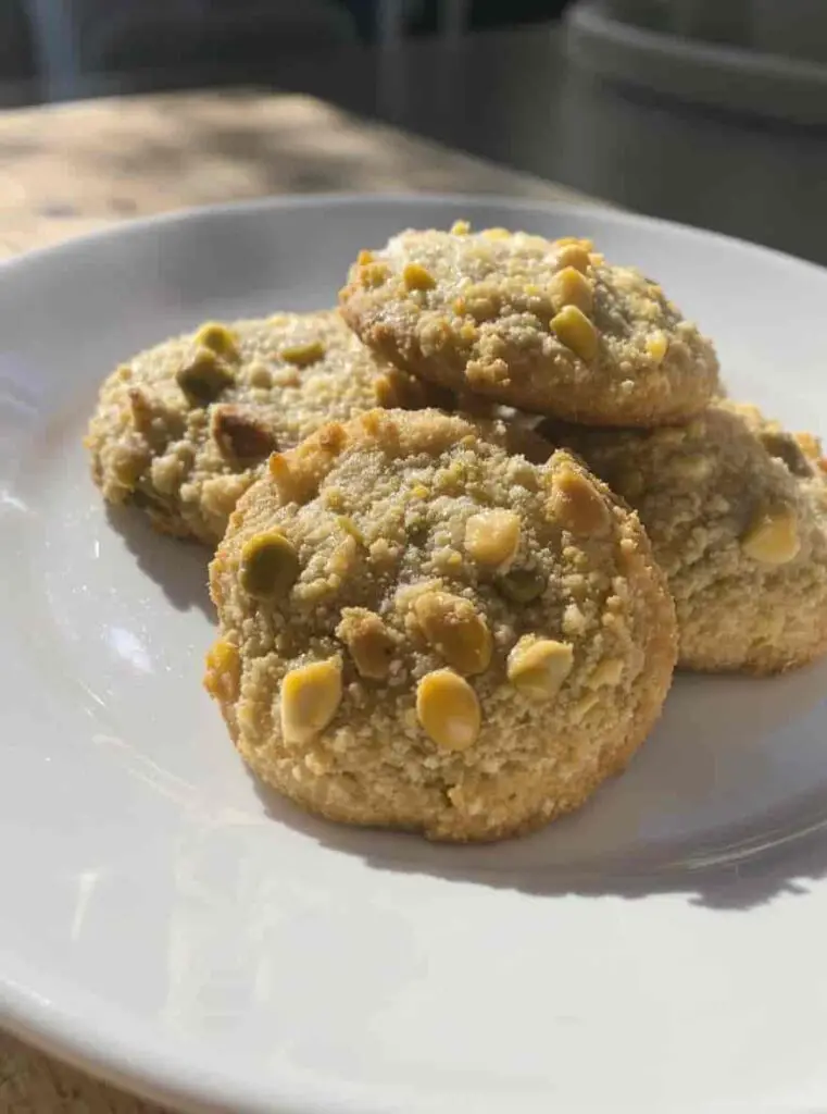 pistachio cookies