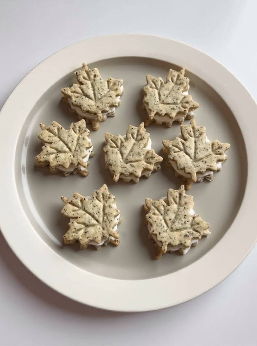 Curated visual reference: Visual Reference: Earl Grey Cream Cheese Sandwich Cookies Recipe