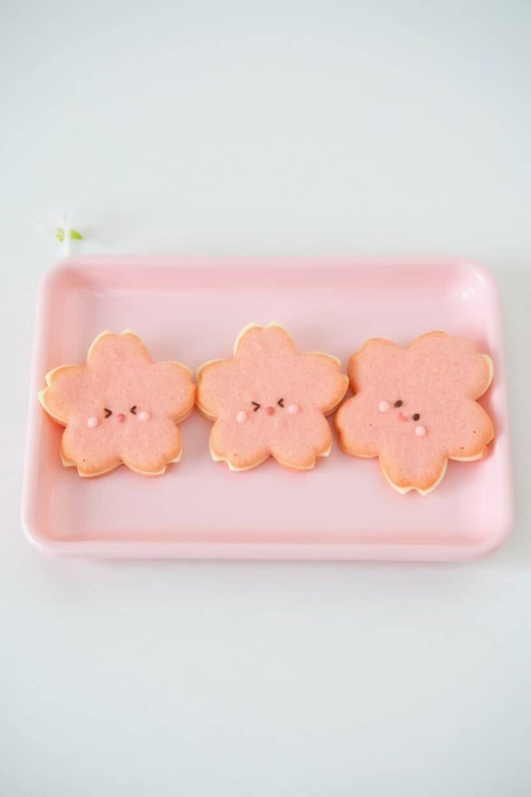 Sakura Langue de Chat Cookies