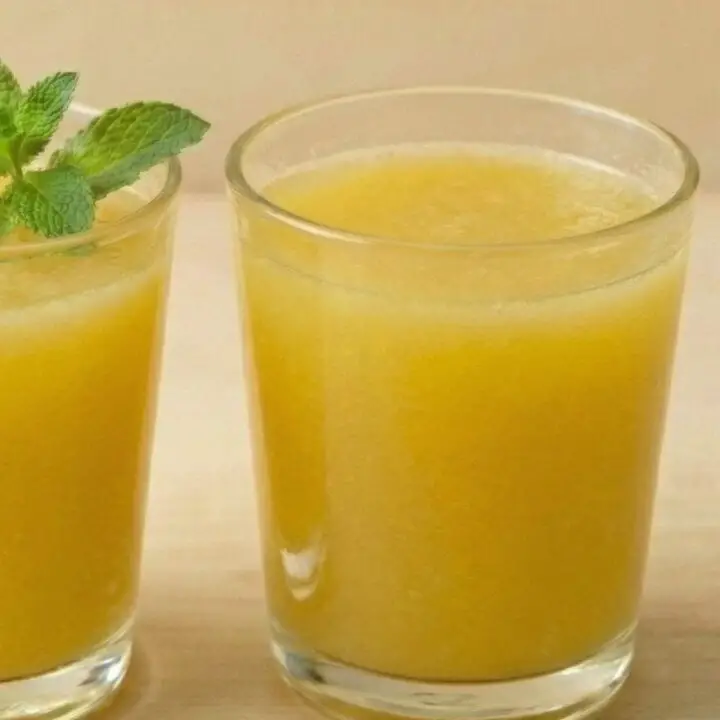 Pineapple and ginger juice