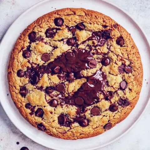 Father’s Day Chocolate Chip Cookie Skillet