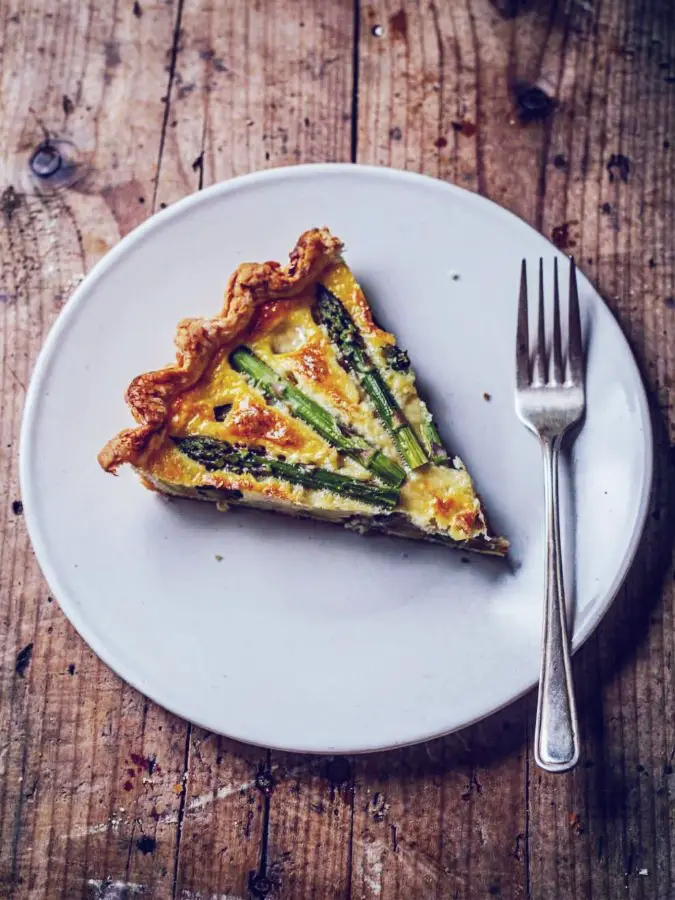 Asparagus and Cheese Quiche