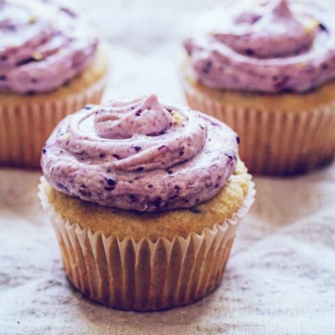 Blackberry Lemonade Cupcakes