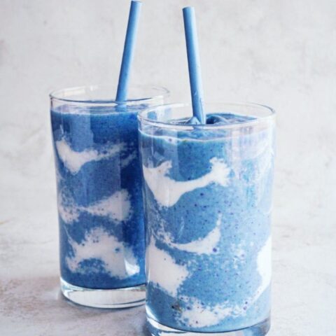 Blue Spirulina Smoothie
