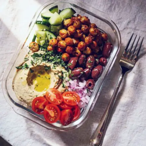 Meal prep hummus bowls