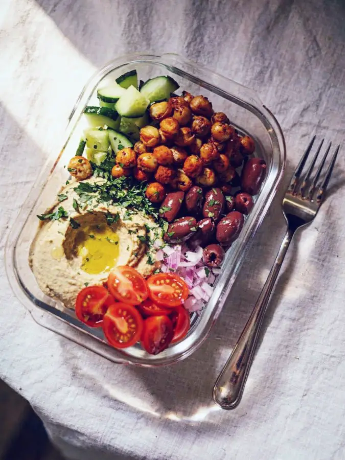 Meal prep hummus bowls