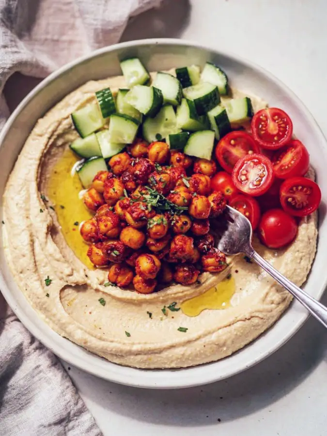 Harissa Chickpea Hummus Bowl