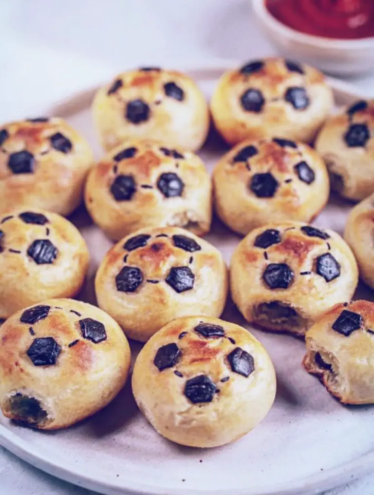 World Cup Soccer Ball Pizza Bites